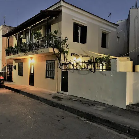 Martha Iii Apartment Amaliada